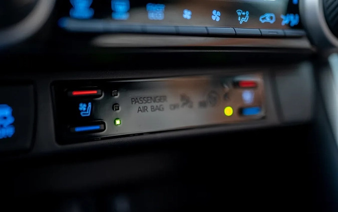 Toyota RAV4 cena 187000 przebieg: 29476, rok produkcji 2021 z Płock małe 631